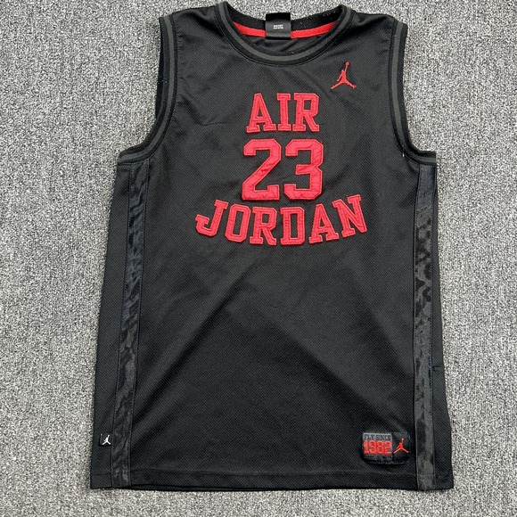 Jordan Retro Basketball Jersey XL Boys Black Red 23 Embroidered Streetwear Sport — photo 2